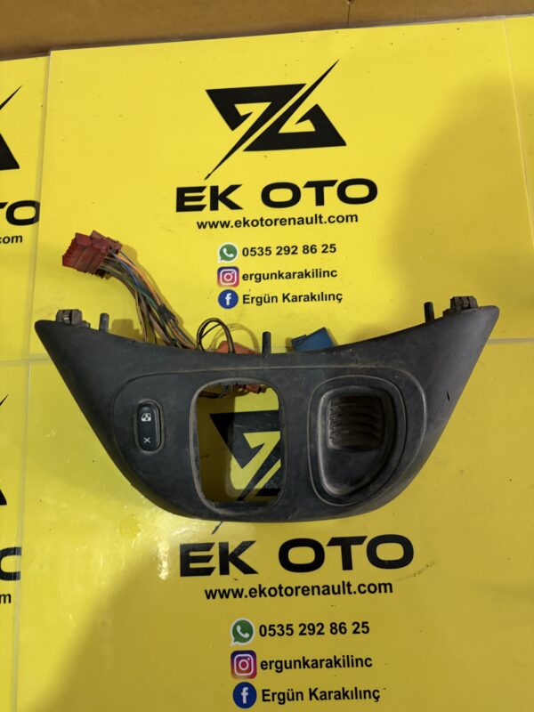 7700846626 scenic 1 orta konsol kapağı