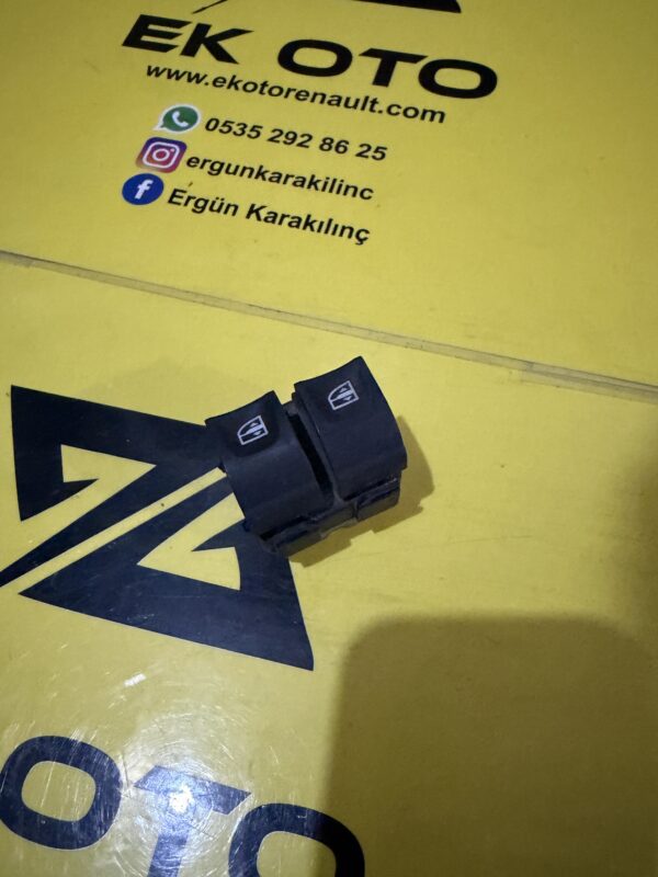 254110431R twingo 3 sol ön cam düğmesi