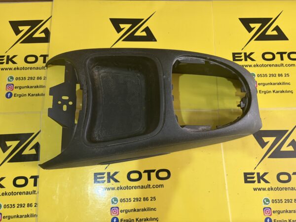 7700437657 megane 1 vites konsolu